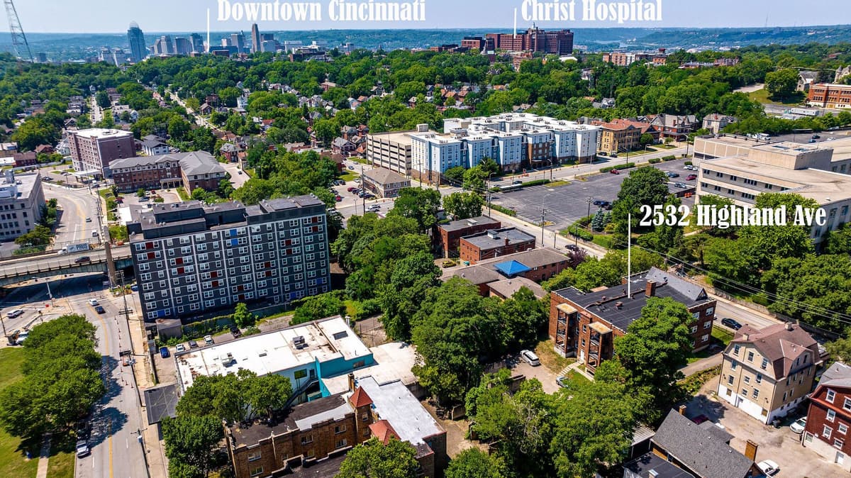 undefined apartments for rent - image - large (7).jpg - 1