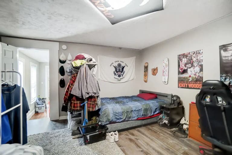 undefined apartments for rent - image - large (9).jpg