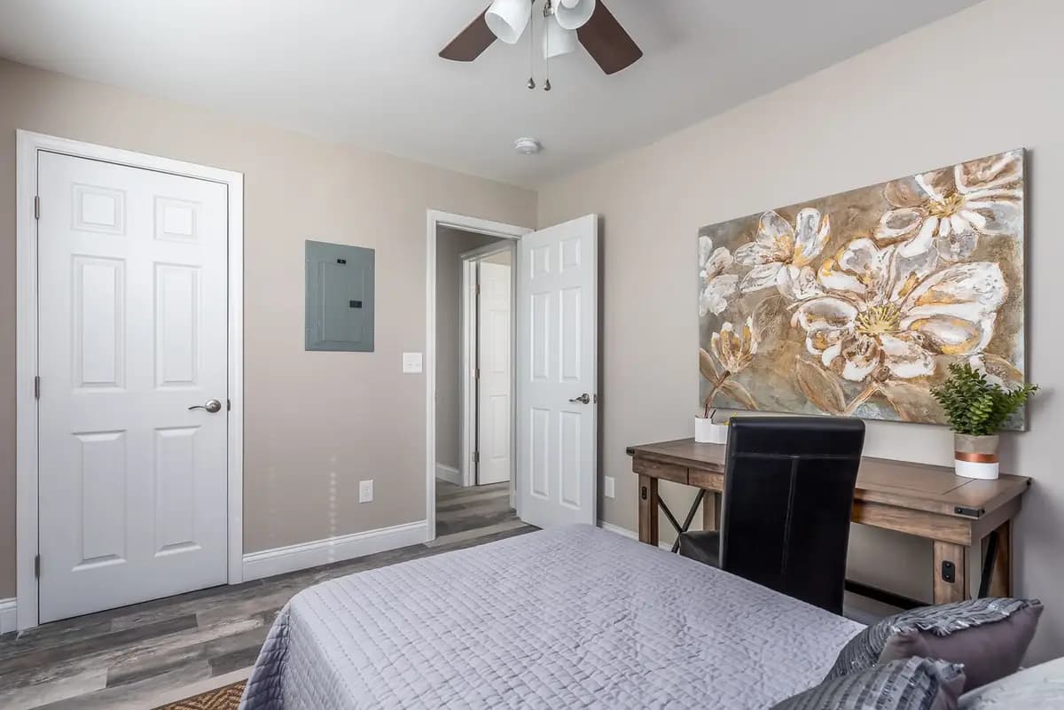 undefined apartments for rent - image - large (13).jpg