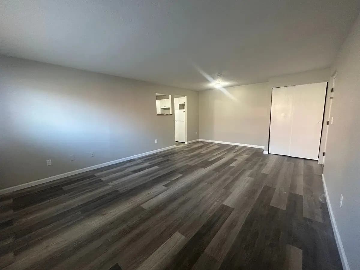 830 Nebraska Ave - Apartment - 18