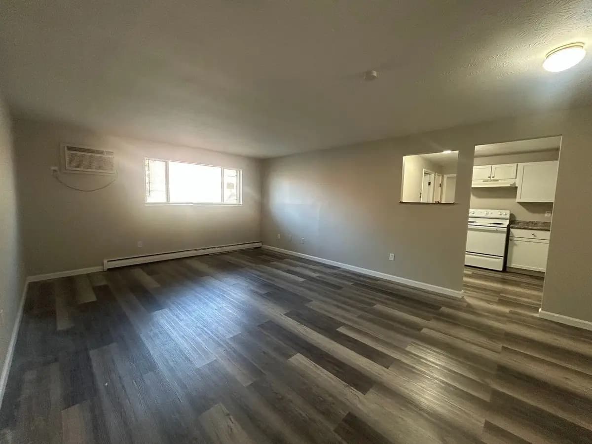 undefined apartments for rent - image - large (18).jpg - 0