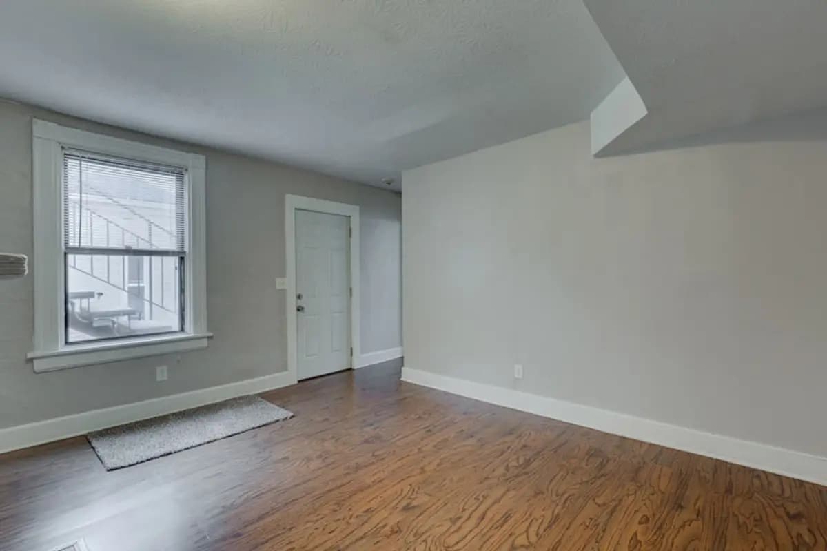 Elizabeth Street - Apartment - 5