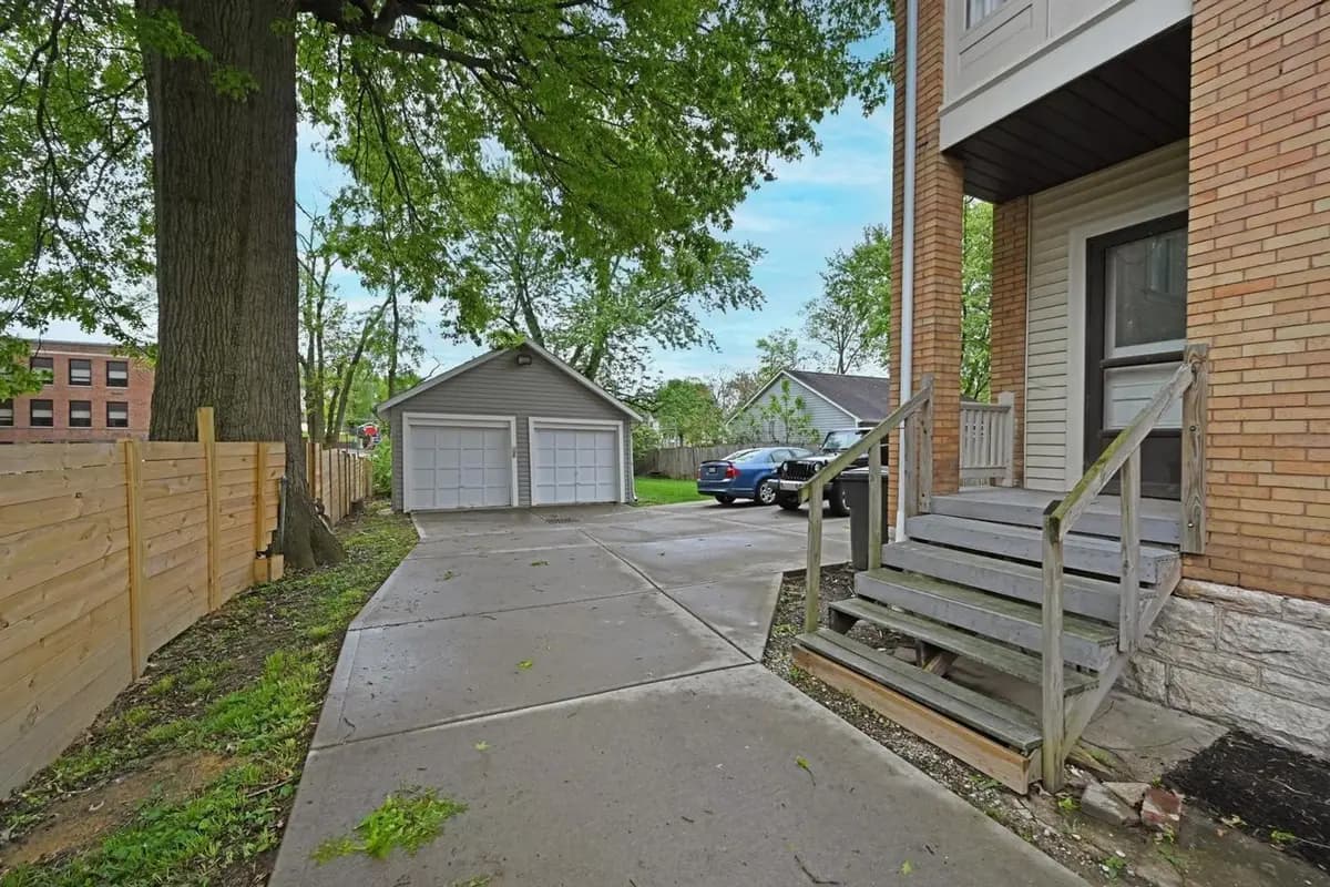 2127 Slane - Apartment - 3