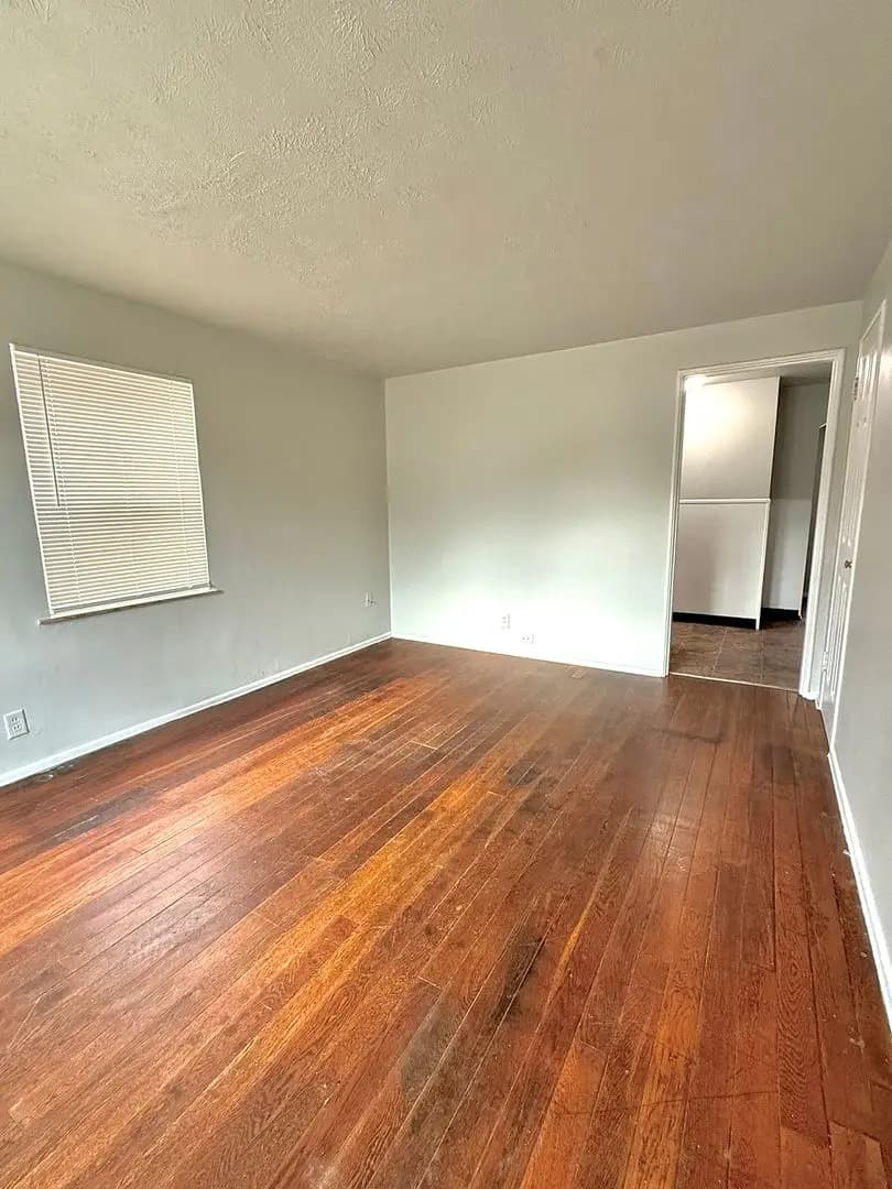 undefined apartments for rent - image - large.jpeg - 1