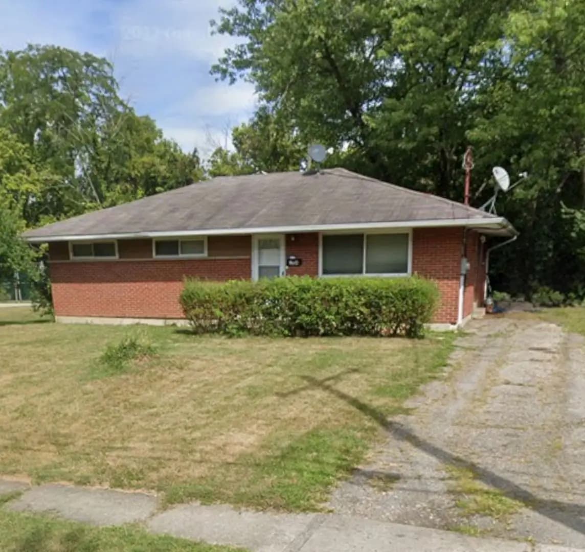 undefined apartments for rent - image - large (5).jpeg