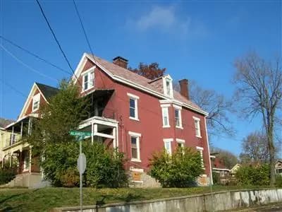 undefined apartments for rent - image - large (10).jpg