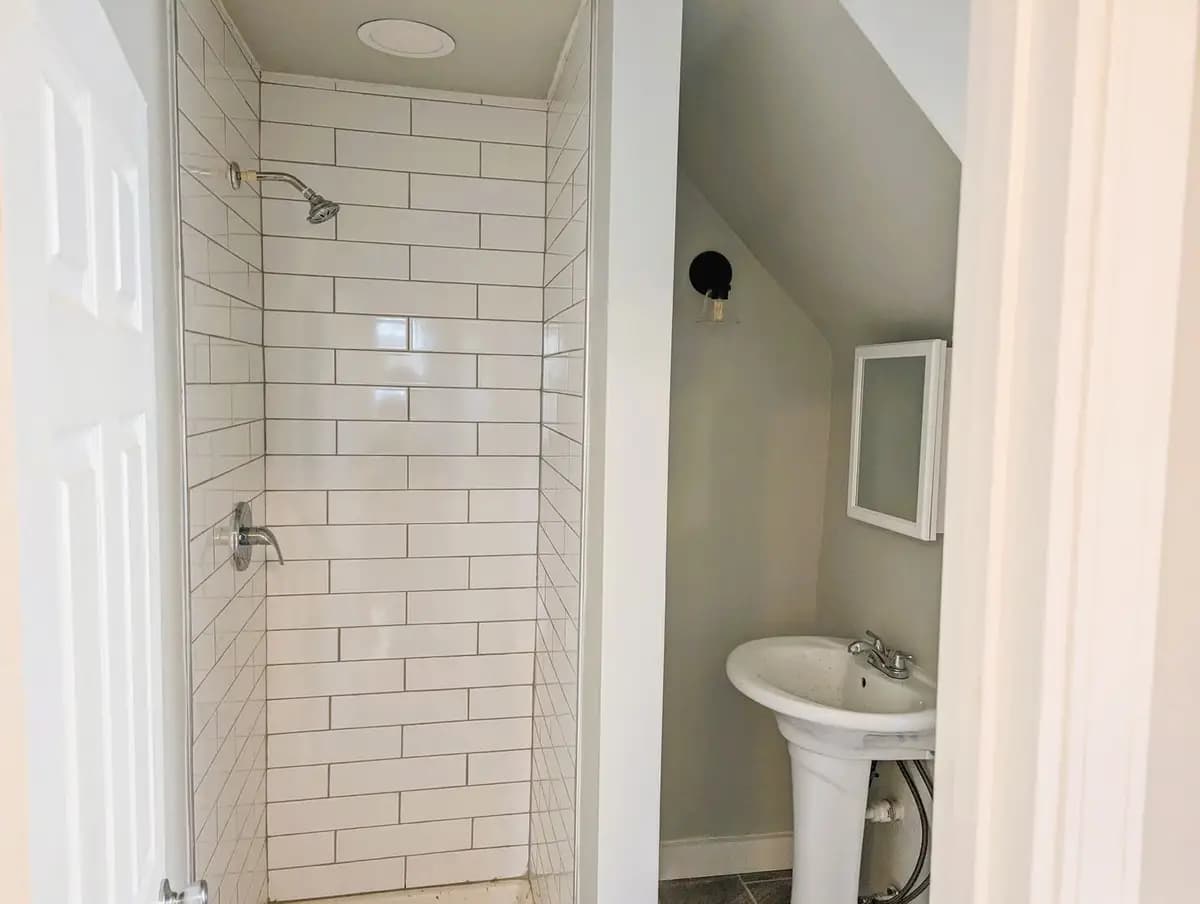 530 Ridgeway Ave. - Apartment - 9