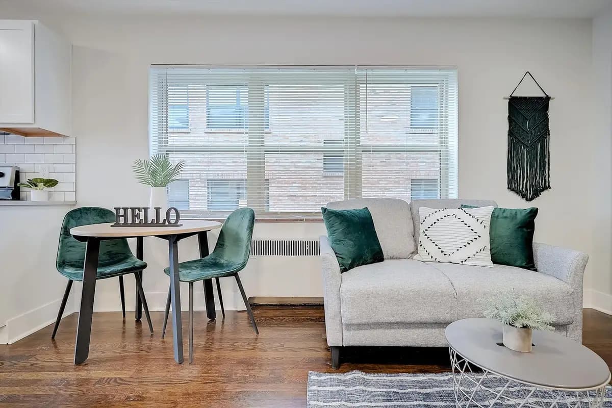 Victory Parkway Apartments - 1 - Apartment - 3