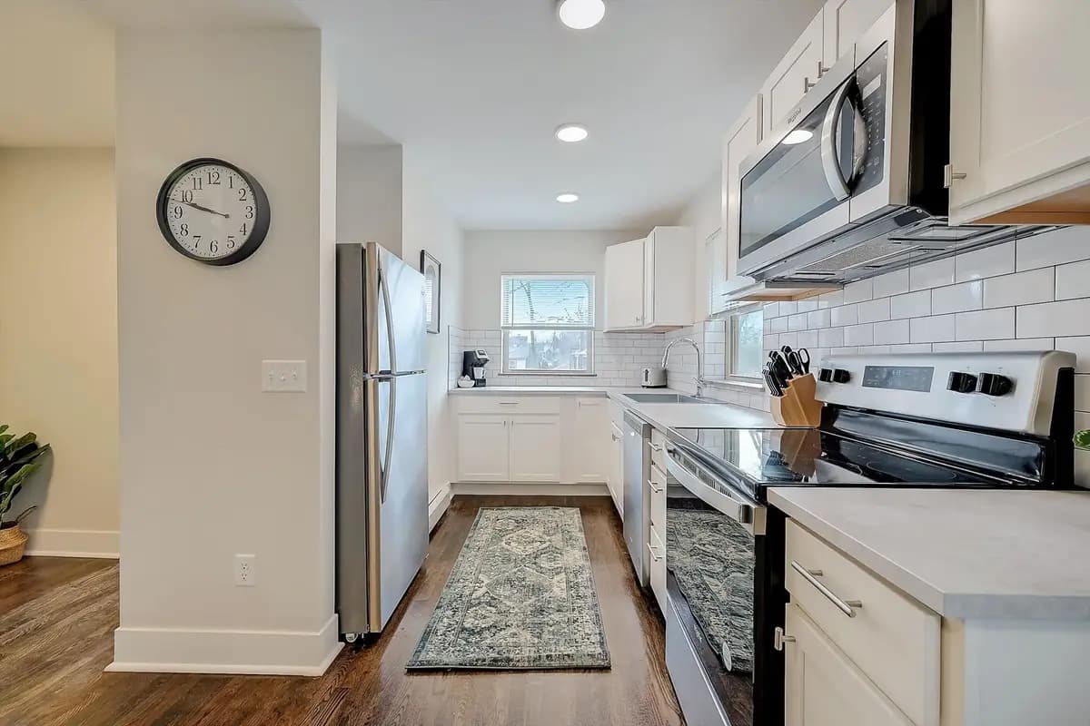 Victory Parkway Apartments - 1 - Apartment - 12