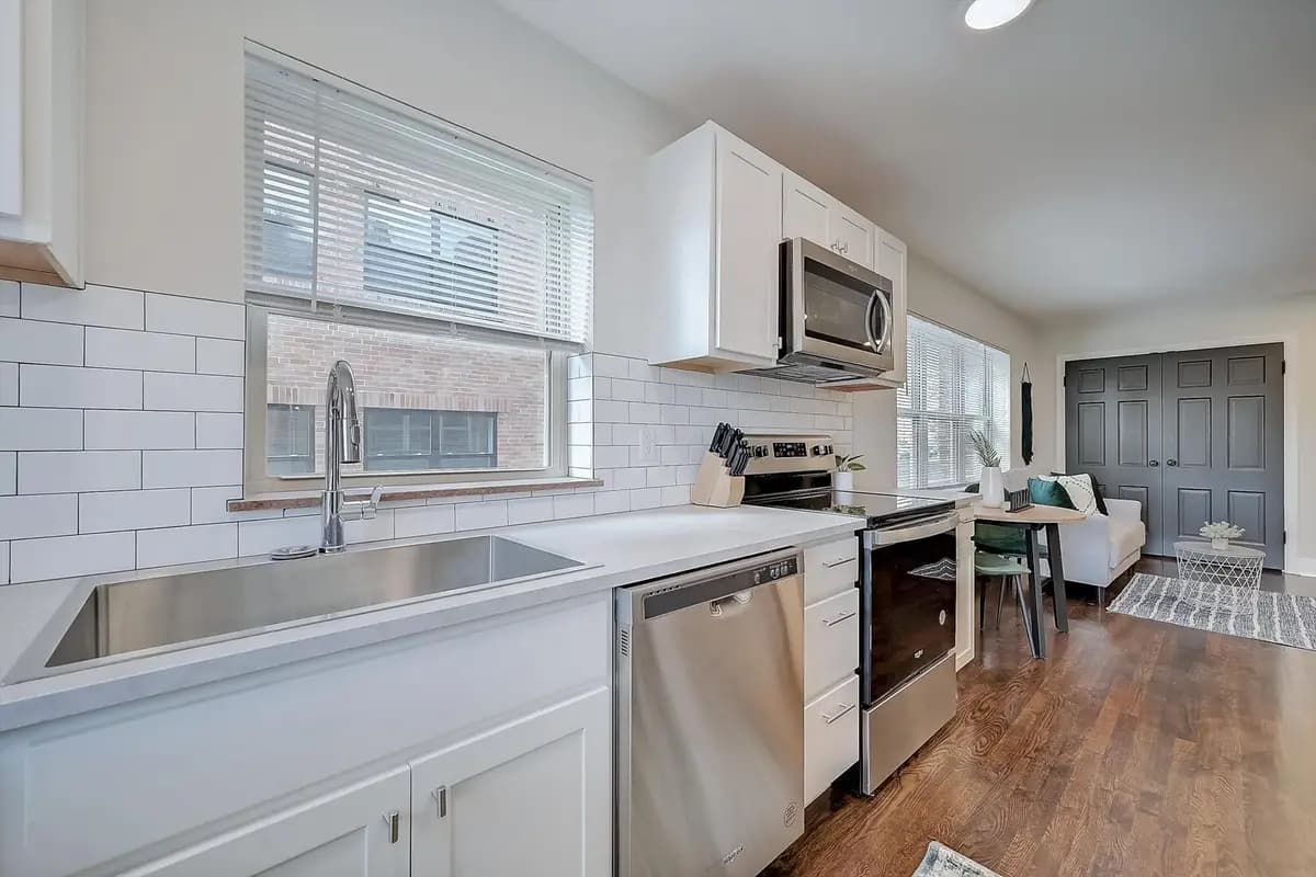 undefined apartments for rent - image - large (11).jpg