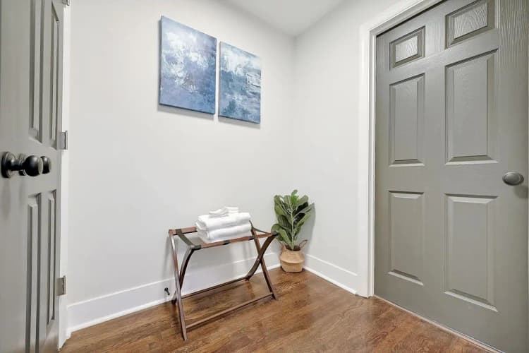 undefined apartments for rent - image - large (15).jpg