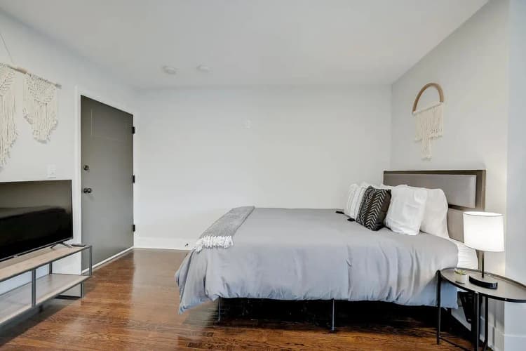 undefined apartments for rent - image - large (3).jpg