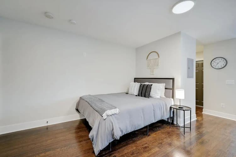 undefined apartments for rent - image - large (6).jpg