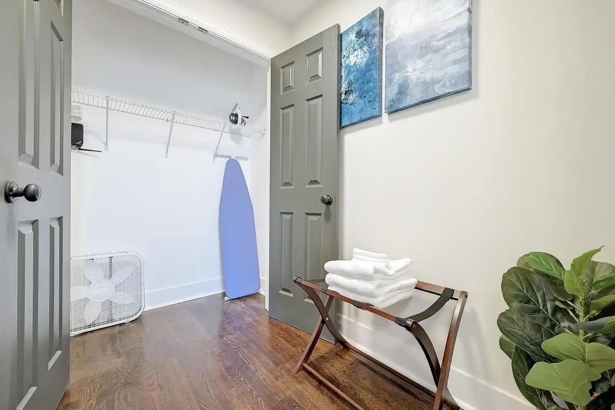 Victory Parkway Apartments - 1 - Apartment - 9