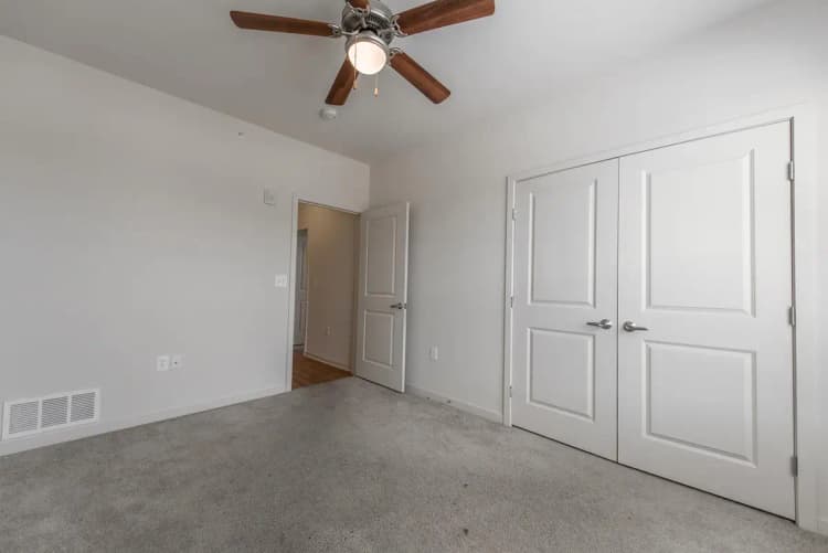 undefined apartments for rent - image - VP3- 220-11.jpg