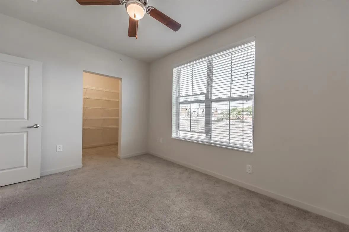 undefined apartments for rent - image - VP3- 220-13.jpg - 1