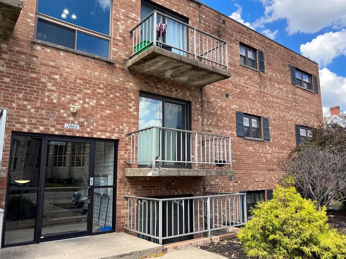 undefined apartments for rent - image - Madison Crown-3.jpg - 2