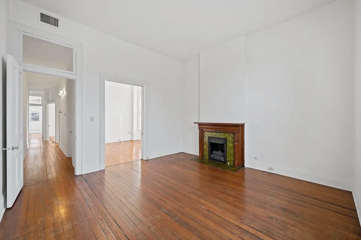 undefined apartments for rent - image - Colonial_U4_003.jpg - 1