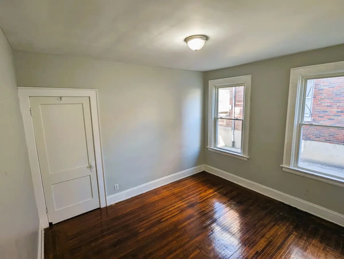 undefined apartments for rent - image - large (1).jpg - 1