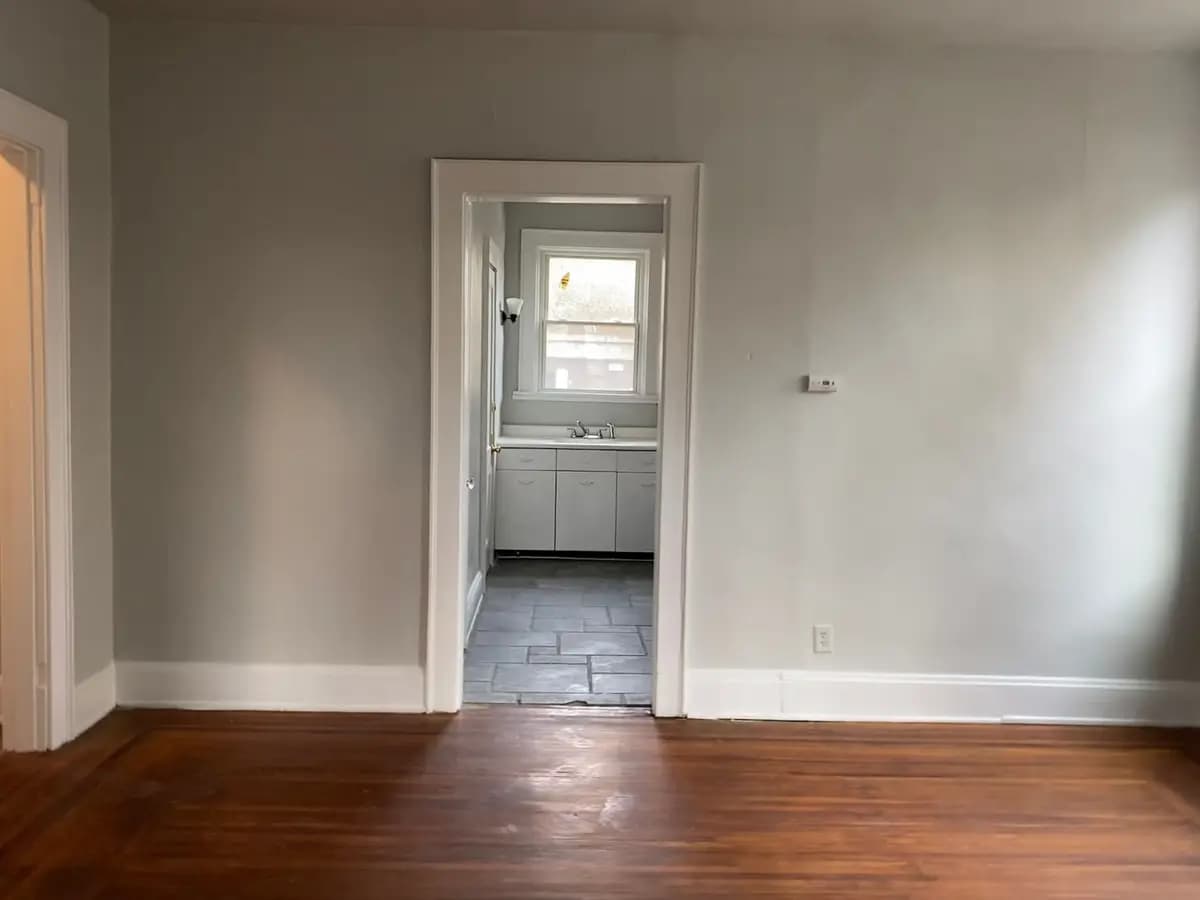 undefined apartments for rent - image - large (4).jpeg - 1