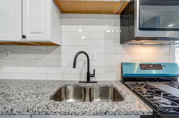 undefined apartments for rent - image - large (9).jpg