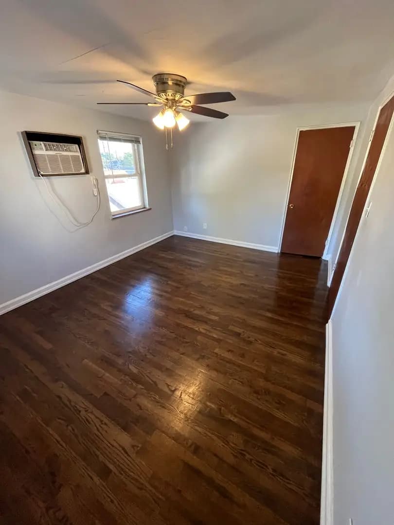 undefined apartments for rent - image - large_15.jpeg - 2