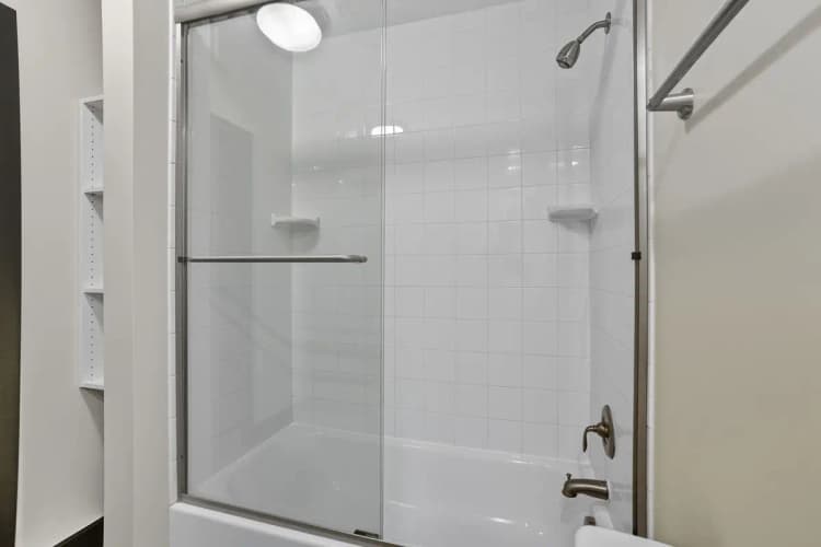 undefined apartments for rent - image - large.jpg_13.jpeg