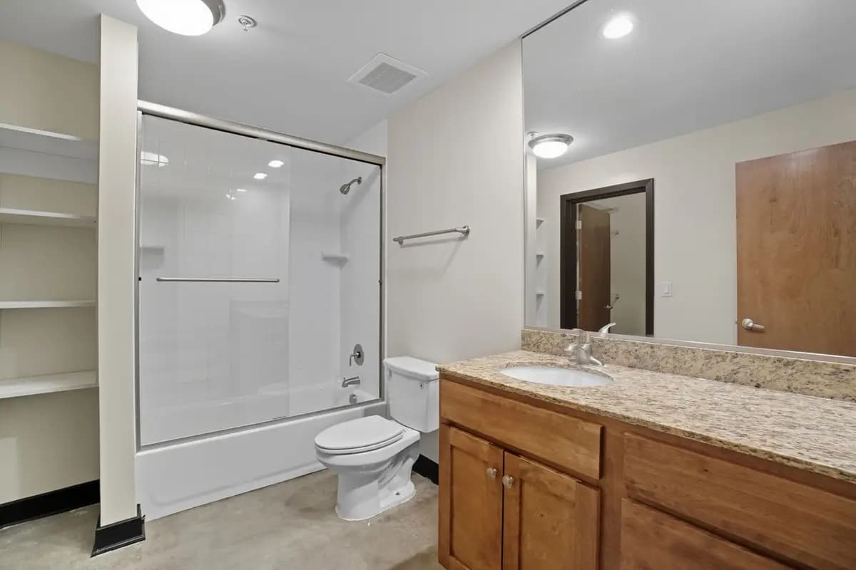 undefined apartments for rent - image - large.jpg_8.jpeg - 1