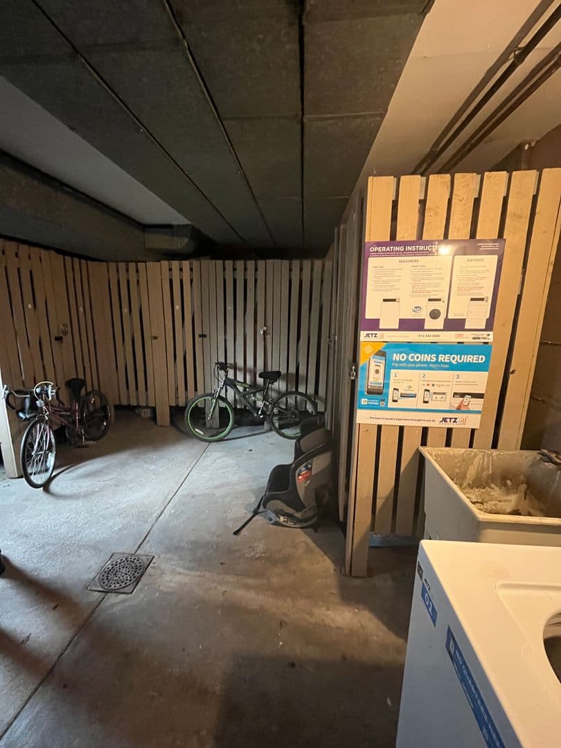 undefined apartments for rent - image - large (15).jpeg - 2