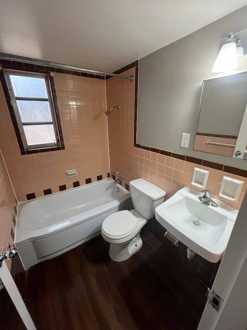 undefined apartments for rent - image - large (9).jpeg - 0