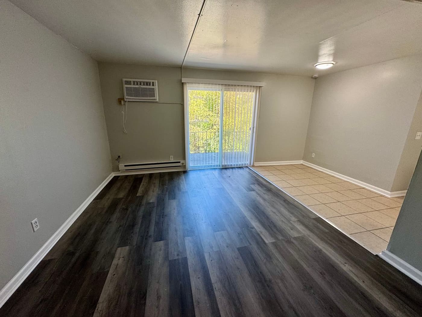 undefined apartments for rent - image - large (8).jpeg - 3