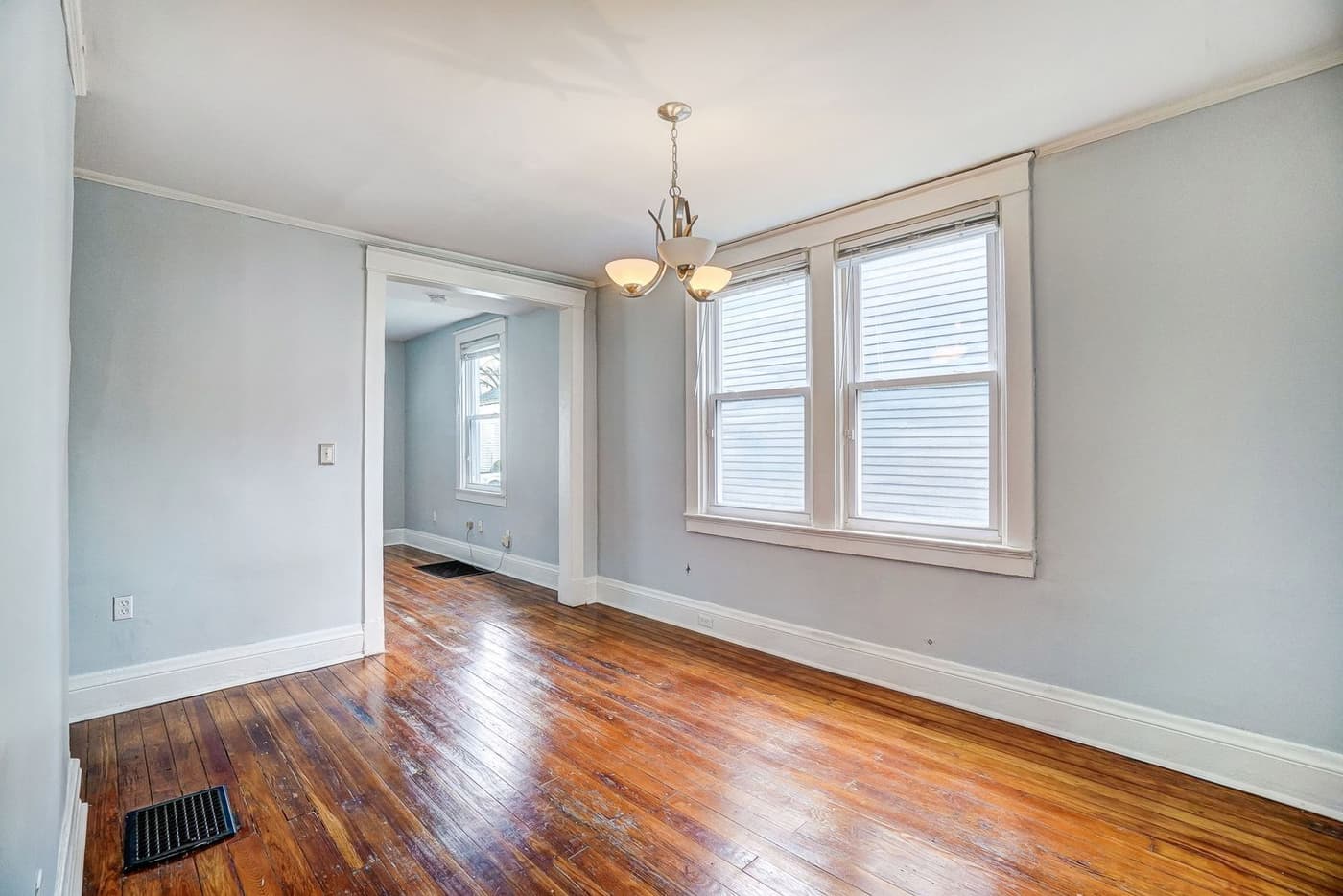 6004 Bramble Ave. - House - 11