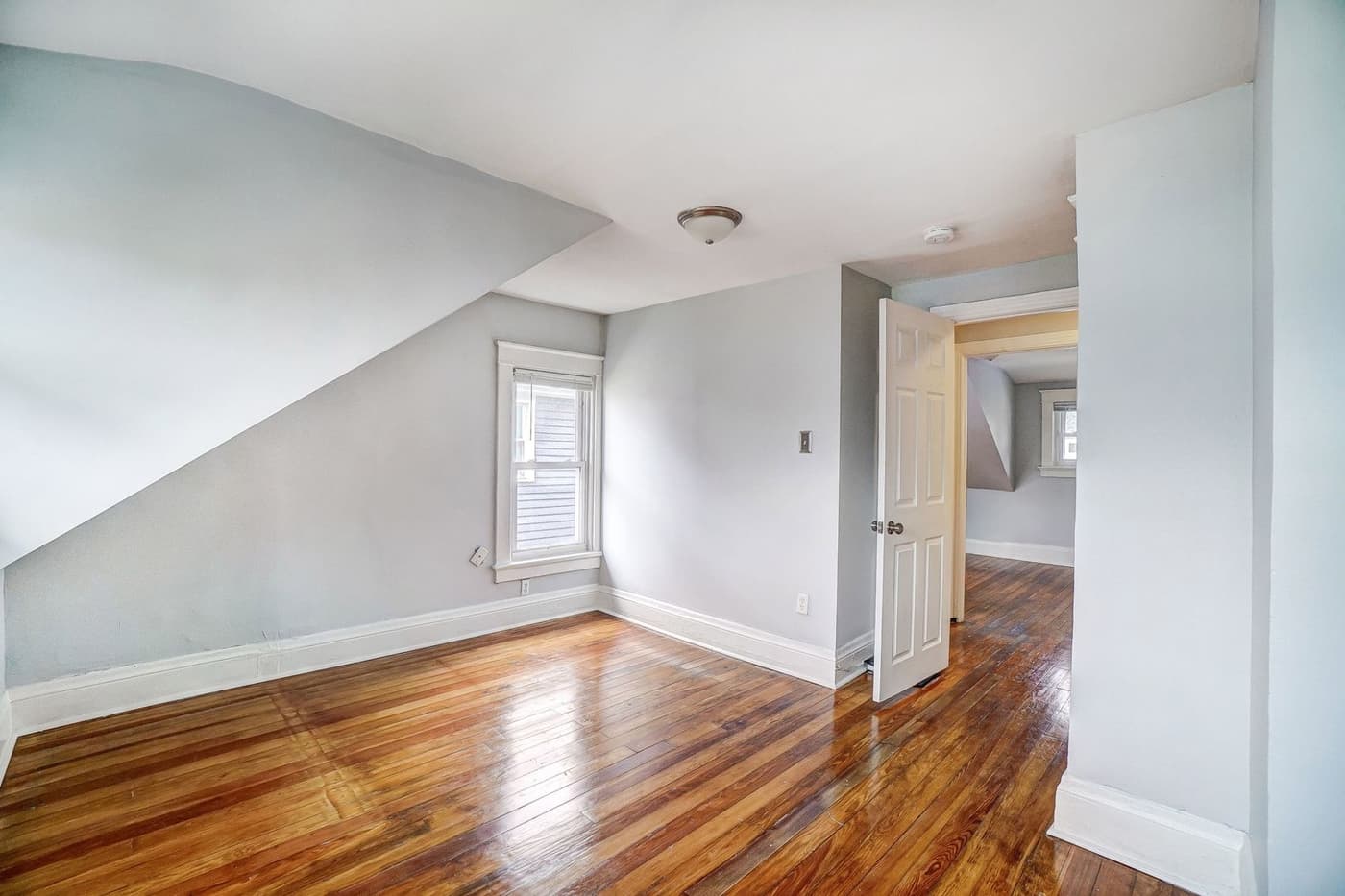 6004 Bramble Ave. - House - 21