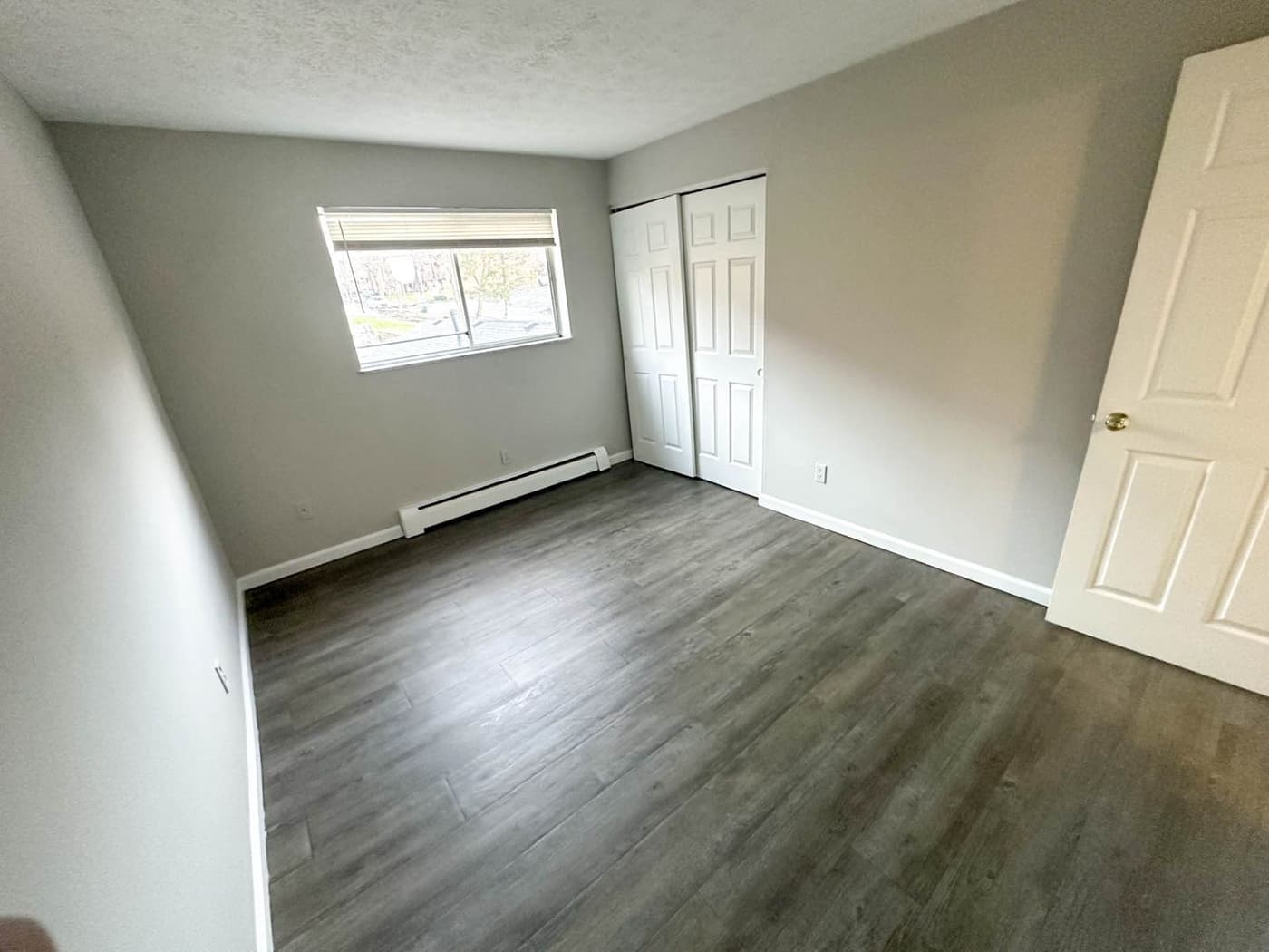 undefined apartments for rent - image - large-2308.jpg - 3