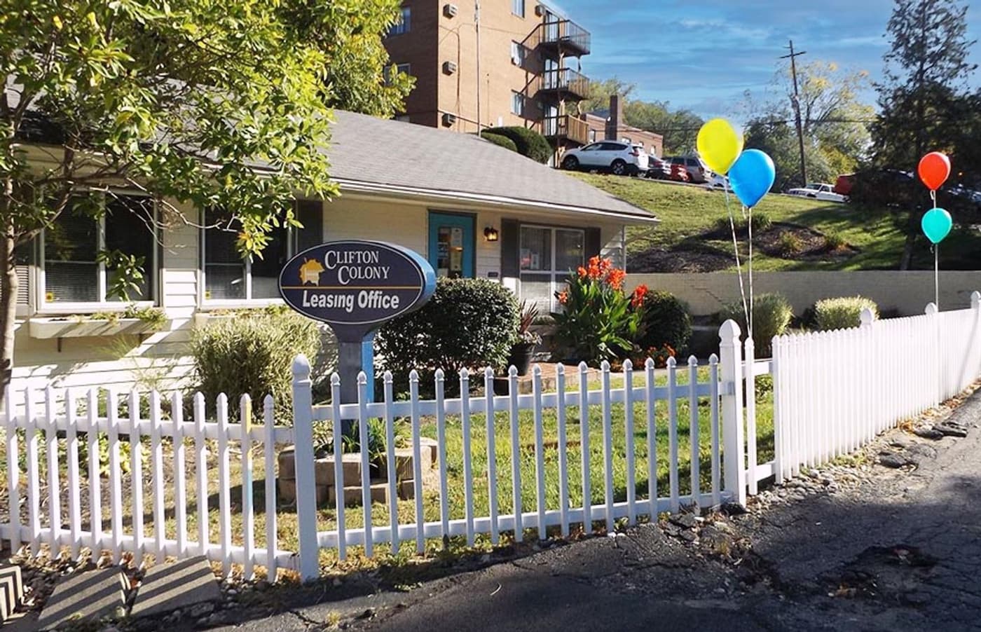 undefined apartments for rent - image - large-4131.jpg - 2