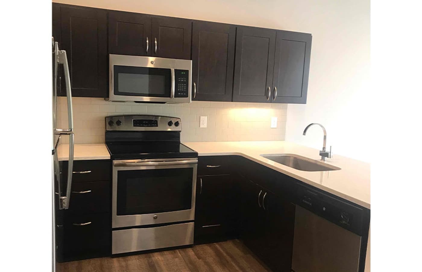 undefined apartments for rent - image - large-1323.jpg - 3