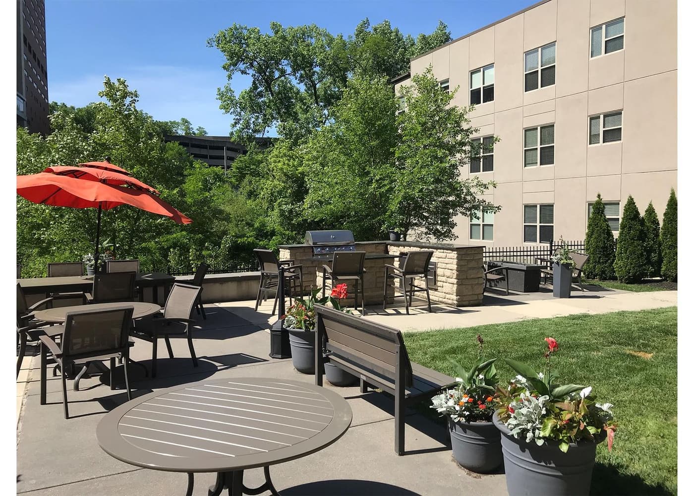 undefined apartments for rent - image - large-1329.jpg - 1