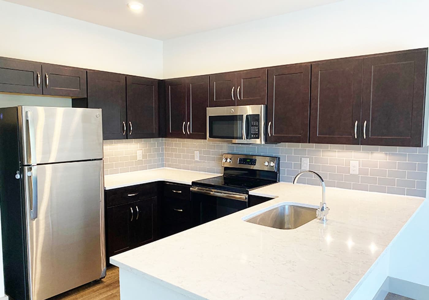 undefined apartments for rent - image - large-1333.jpg - 3