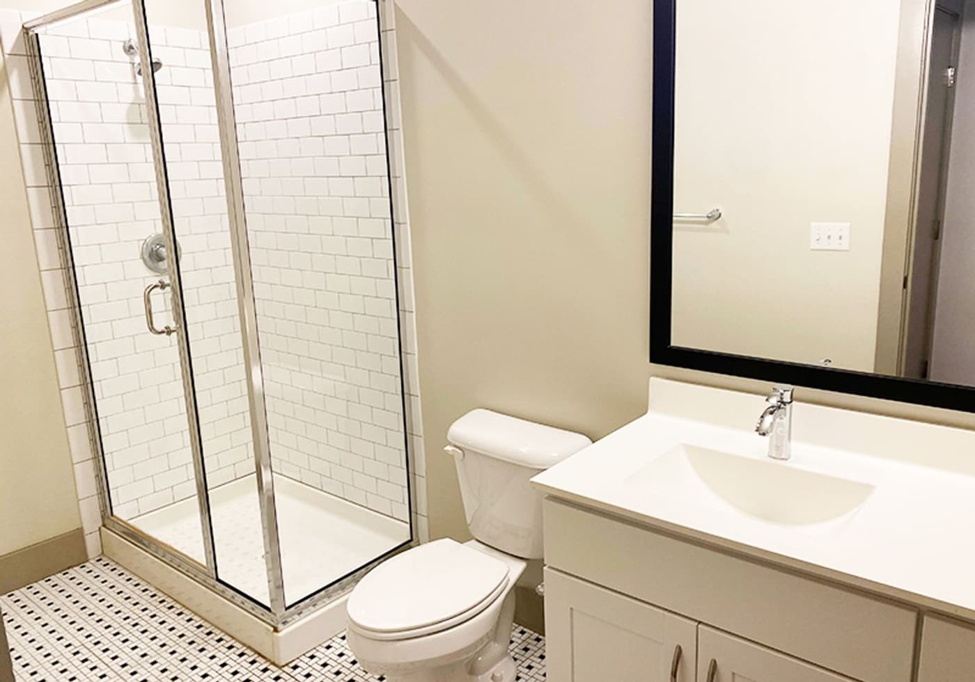 undefined apartments for rent - image - large-1340.jpg - 2