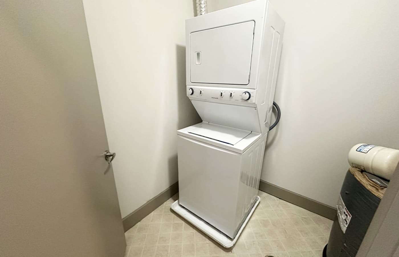 undefined apartments for rent - image - large-1385.jpg - 0