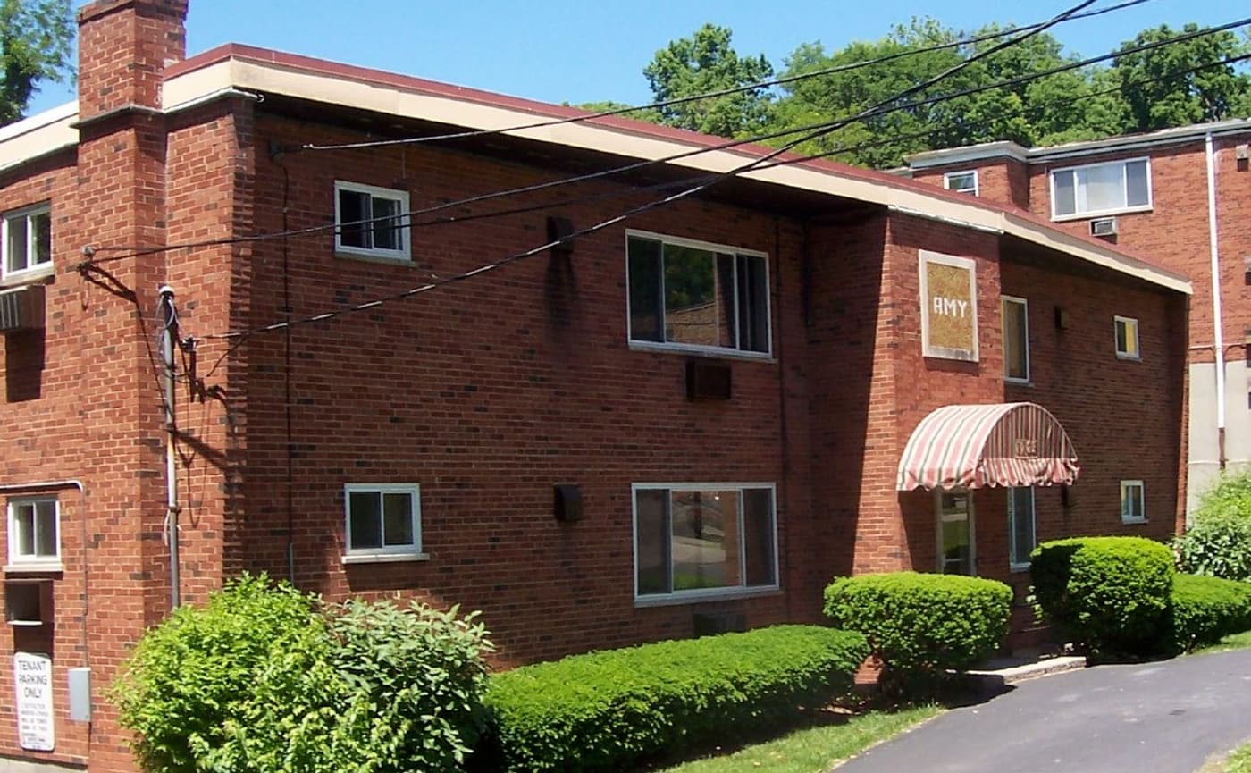 undefined apartments for rent - image - large-4089.jpg