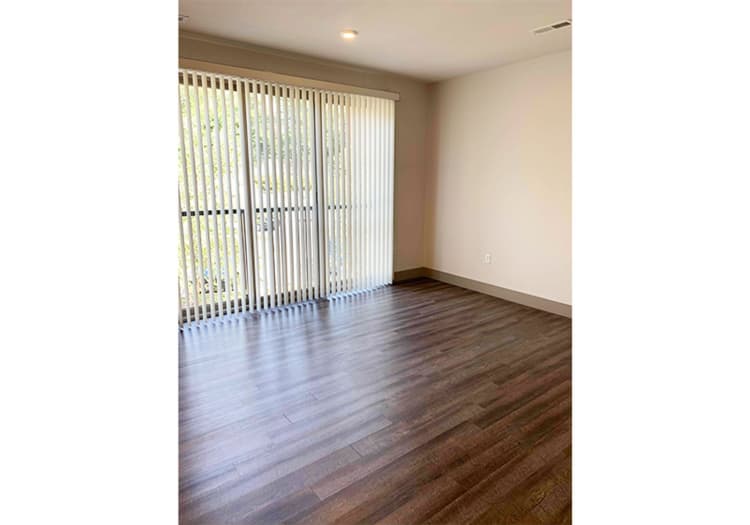 undefined apartments for rent - image - large-513.jpg