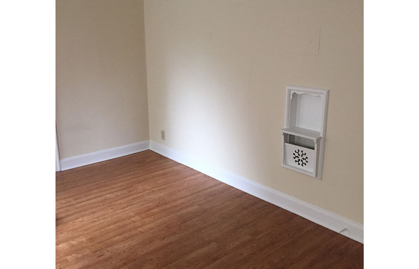 undefined apartments for rent - image - large-2333.jpg - 0