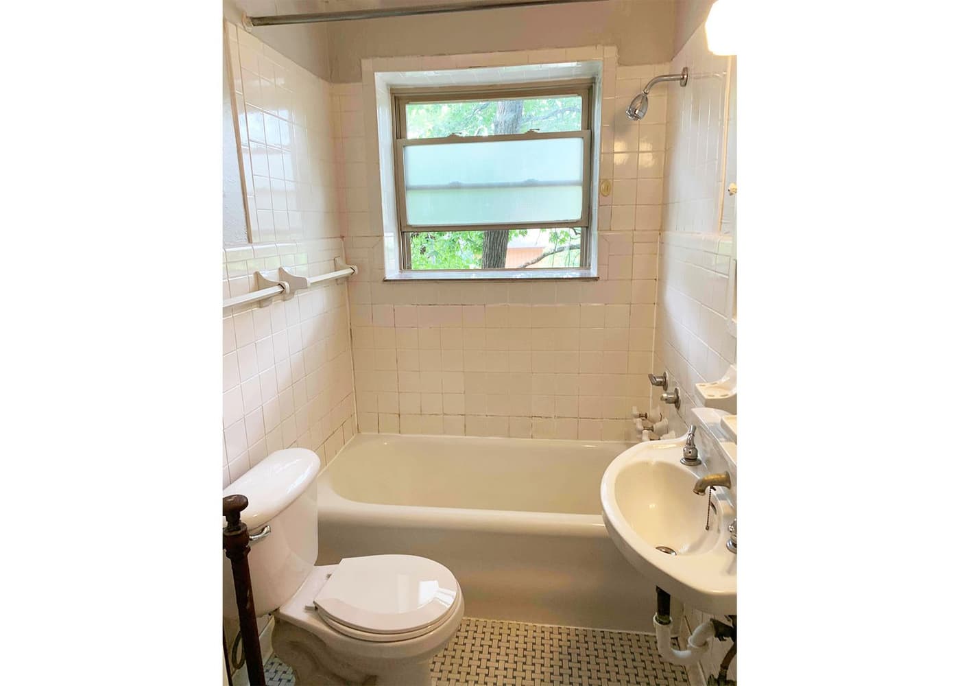 undefined apartments for rent - image - large-405.jpg - 1