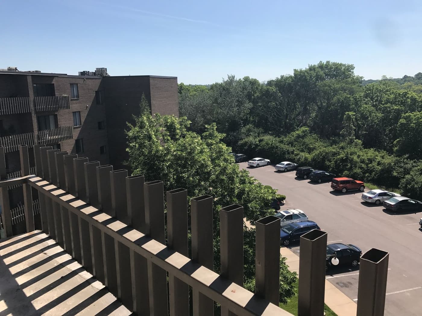 undefined apartments for rent - image - large-186.jpg - 1