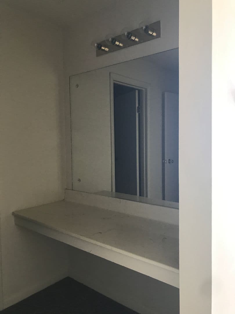 undefined apartments for rent - image - large-191.jpg - 3