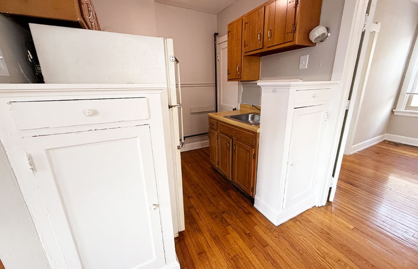 undefined apartments for rent - image - large-131.jpg