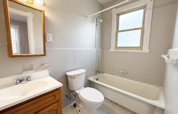 undefined apartments for rent - image - large-134.jpg