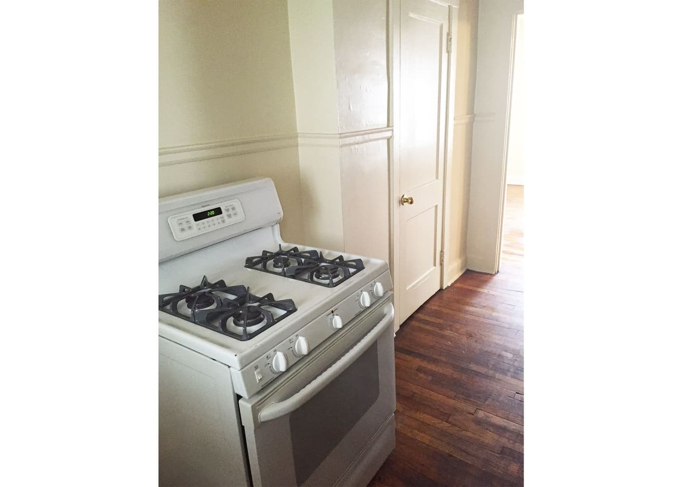 undefined apartments for rent - image - large-1921.jpg - 0