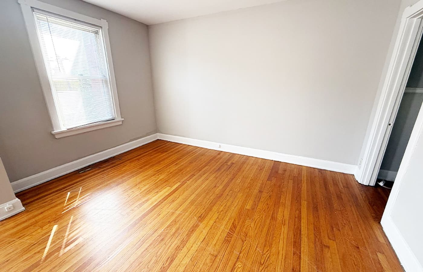 undefined apartments for rent - image - large-90.jpg - 2